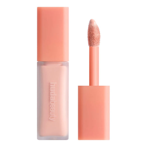 HUDA BEAUTY