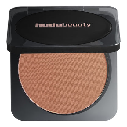 HUDA BEAUTY